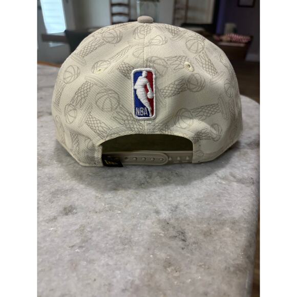 New Era Boston Celtics 2023-24 NBA Champions Snapback Hat Beige Script OSFM - Picture 6 of 6